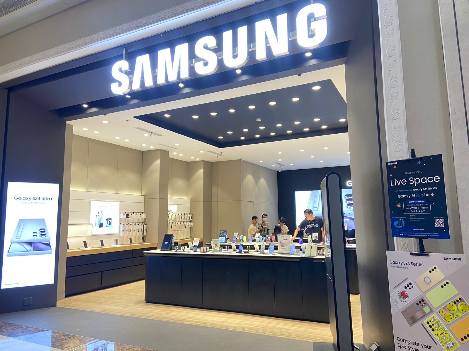Samsung Experience Store