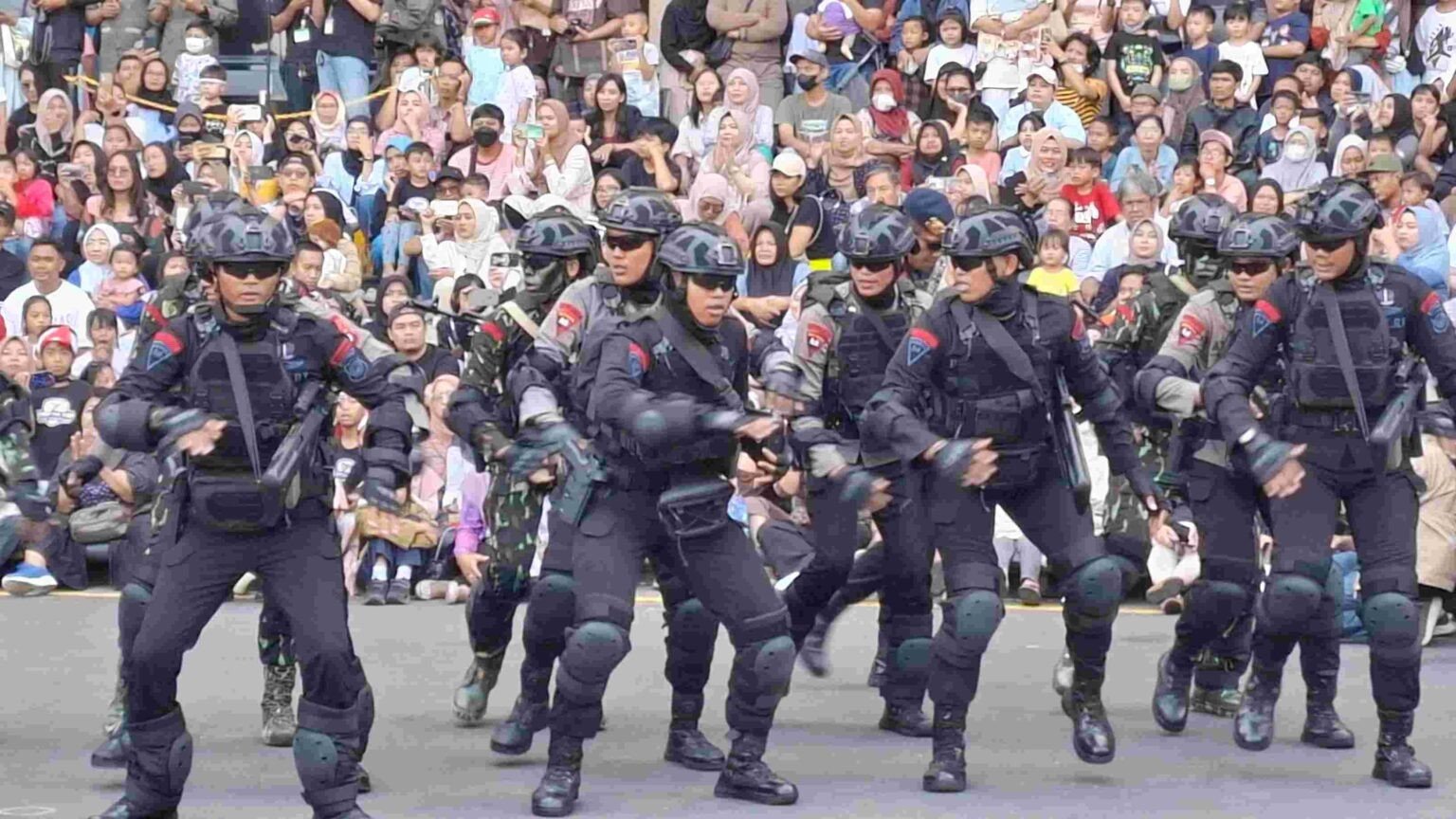 EVENT AGUSTUS 2024 : DIGELAR TIGA HARI, PENGUNJUNG ANTUSIAS DALAM INDEPENDENCE DAY MILITARY EXPO 2024