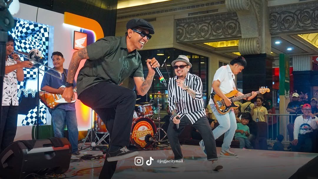 SCOOPY TOTALLY UNIQUE REGIONAL LAUNCH DAY 1 DI JOGJA CITY MALL