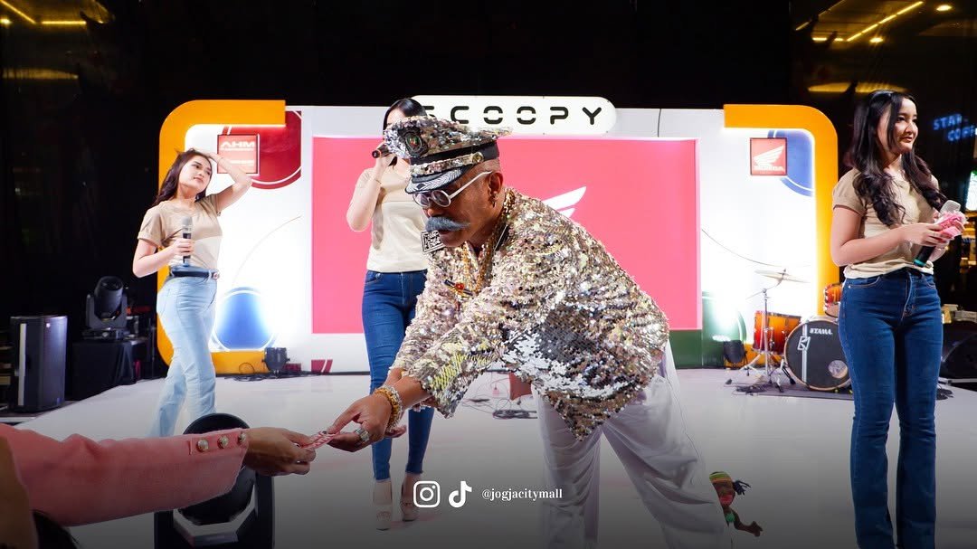SCOOPY TOTALLY UNIQUE REGIONAL LAUNCH DAY 2 DI JOGJA CITY MALL