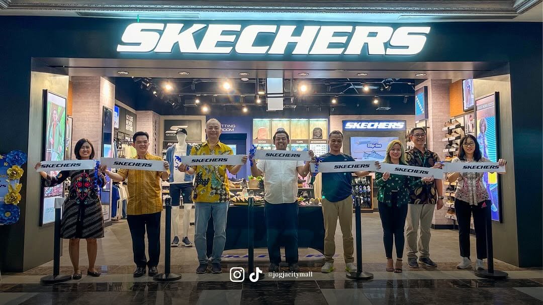 GRAND OPENING SKECHERS & NEW BALANCE : TOKO SKECHERS DAN NEW BALANCE DI HARAPKAN MENJADI MAGNET TERSENDIRI